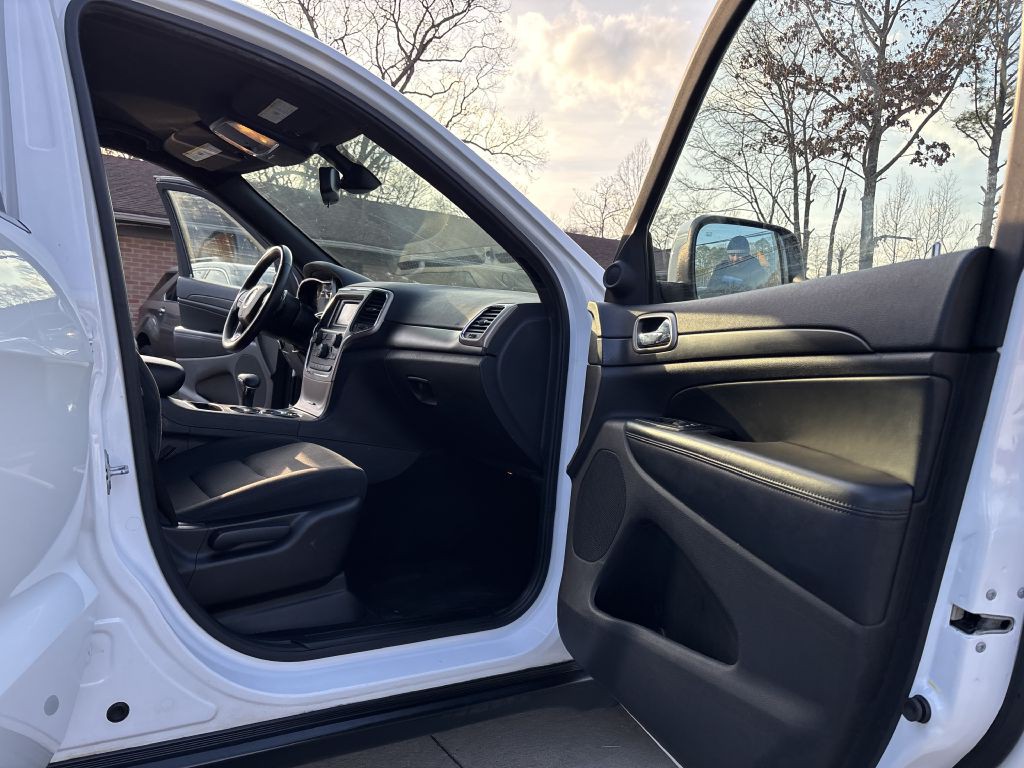 2015 Jeep Grand Cherokee Image 18