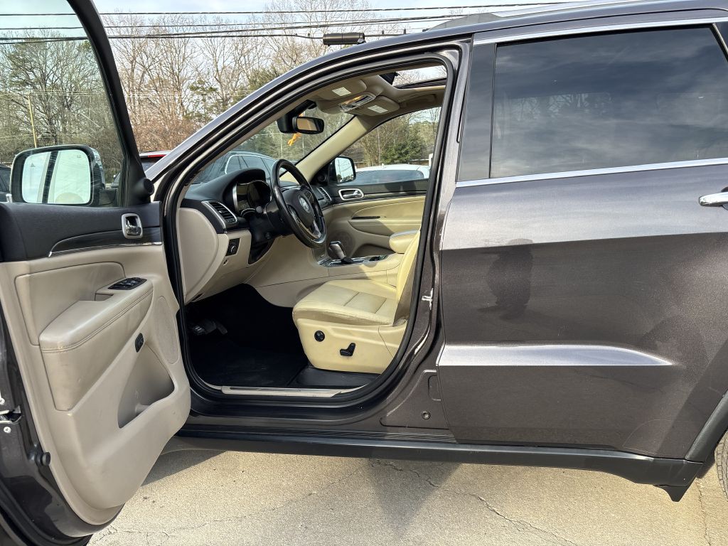 2020 Jeep Grand Cherokee Image 7