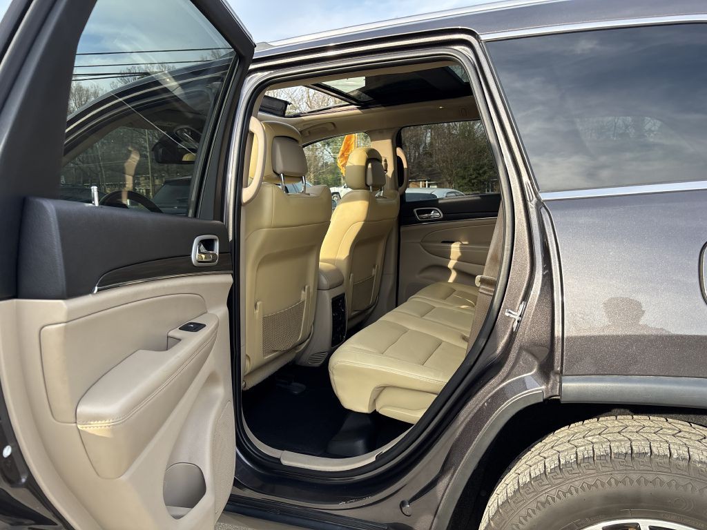 2020 Jeep Grand Cherokee Image 11