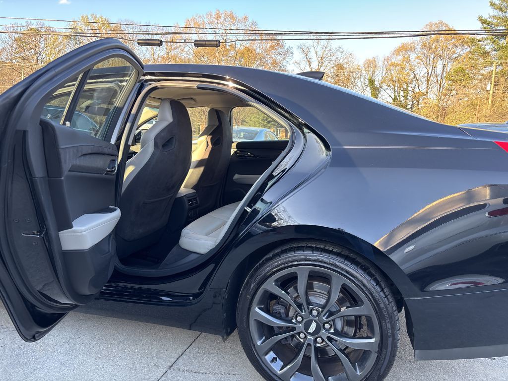 2017 Cadillac ATS Image 10