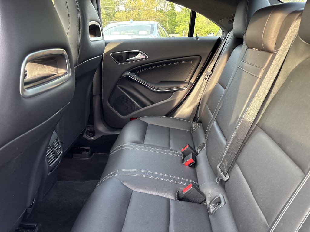 2016 Mercedes-Benz CLA-Class Image 16