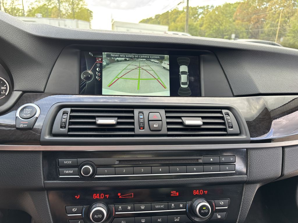 2013 BMW 5 Series Image 19