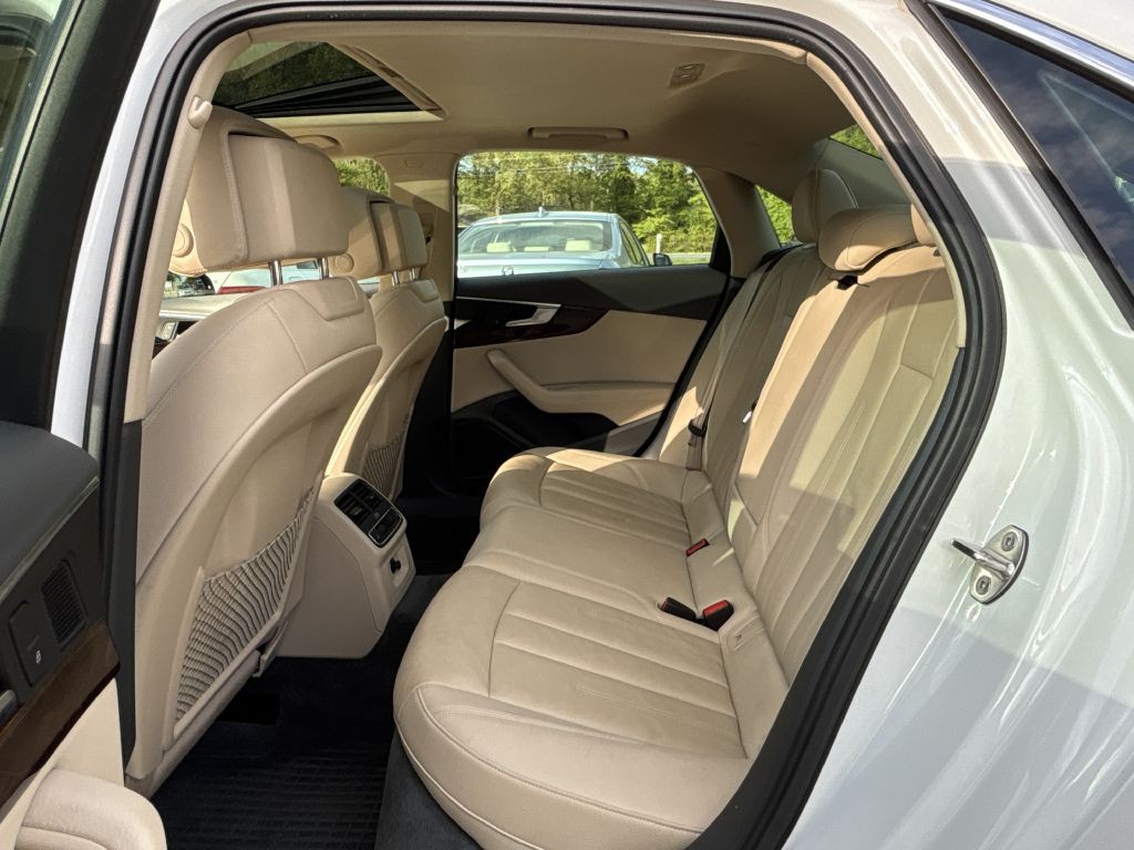 2017 Audi A4 Image 11