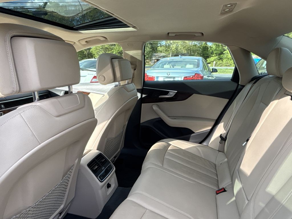 2017 Audi A4 Image 12