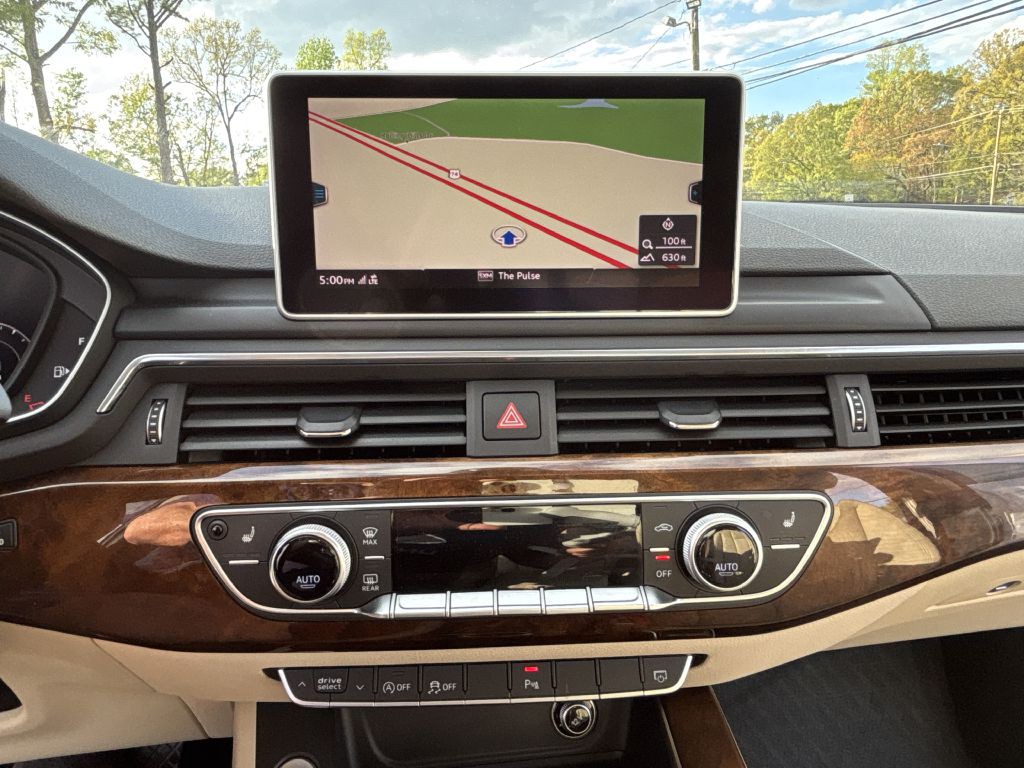 2017 Audi A4 Image 16