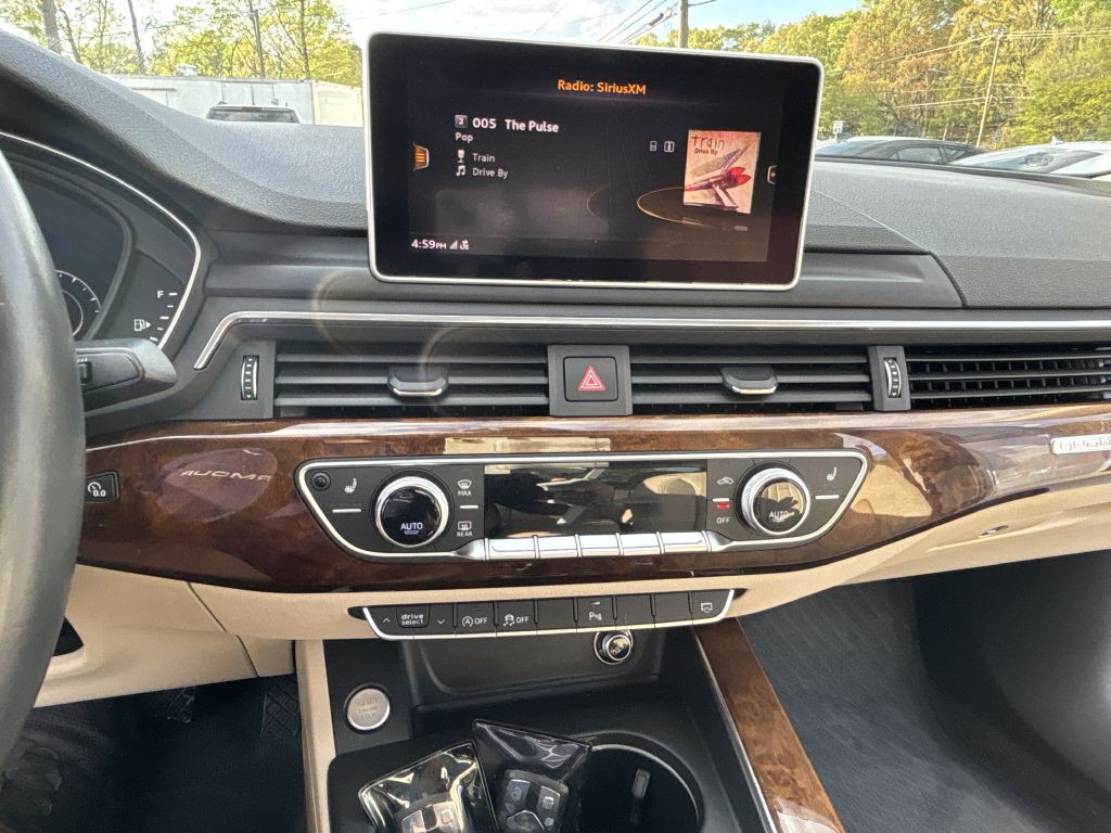 2017 Audi A4 Image 17