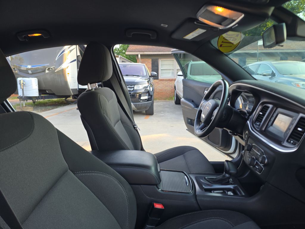 2017 Dodge Charger Image 20
