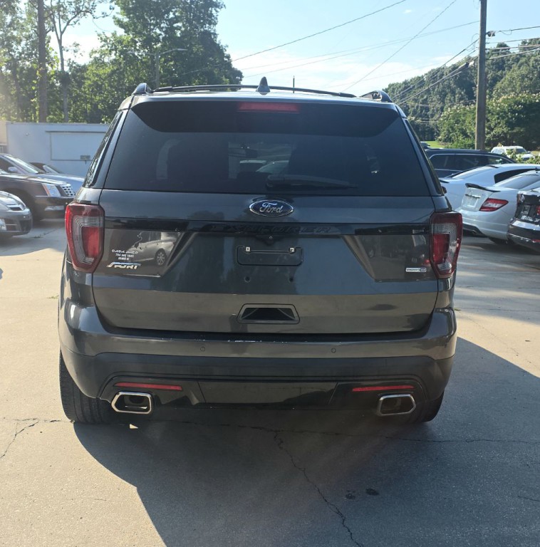 2016 Ford Explorer Image 5