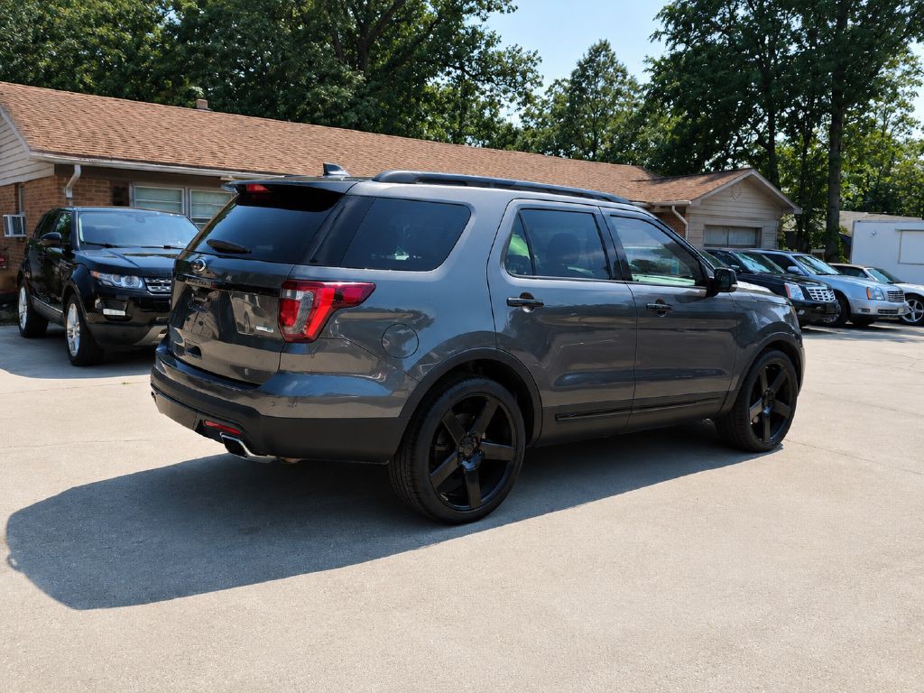 2016 Ford Explorer Image 6