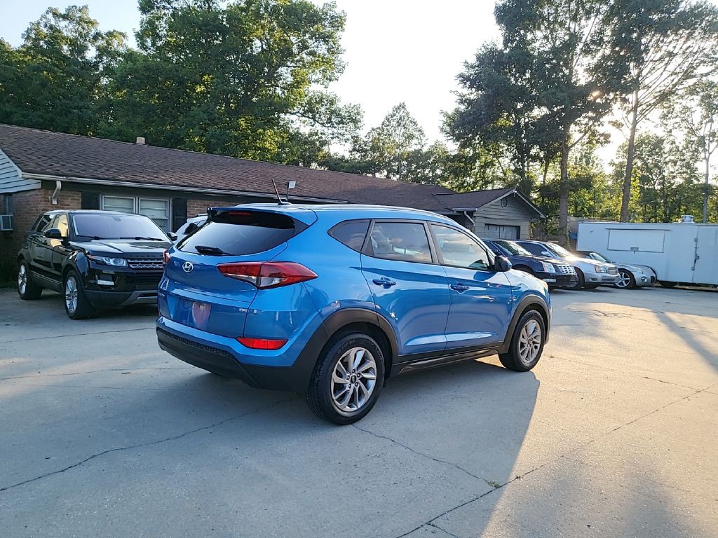 2016 Hyundai Tucson Image 6