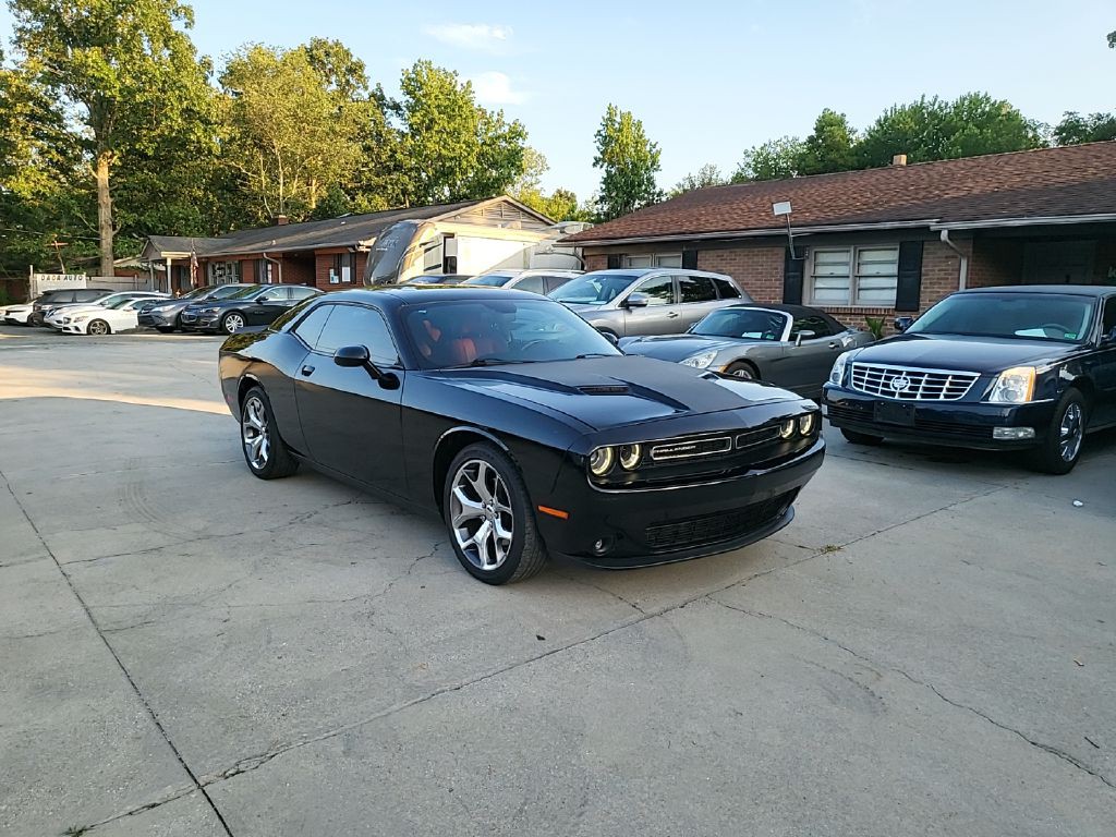 2015 Dodge Challenger Image 3