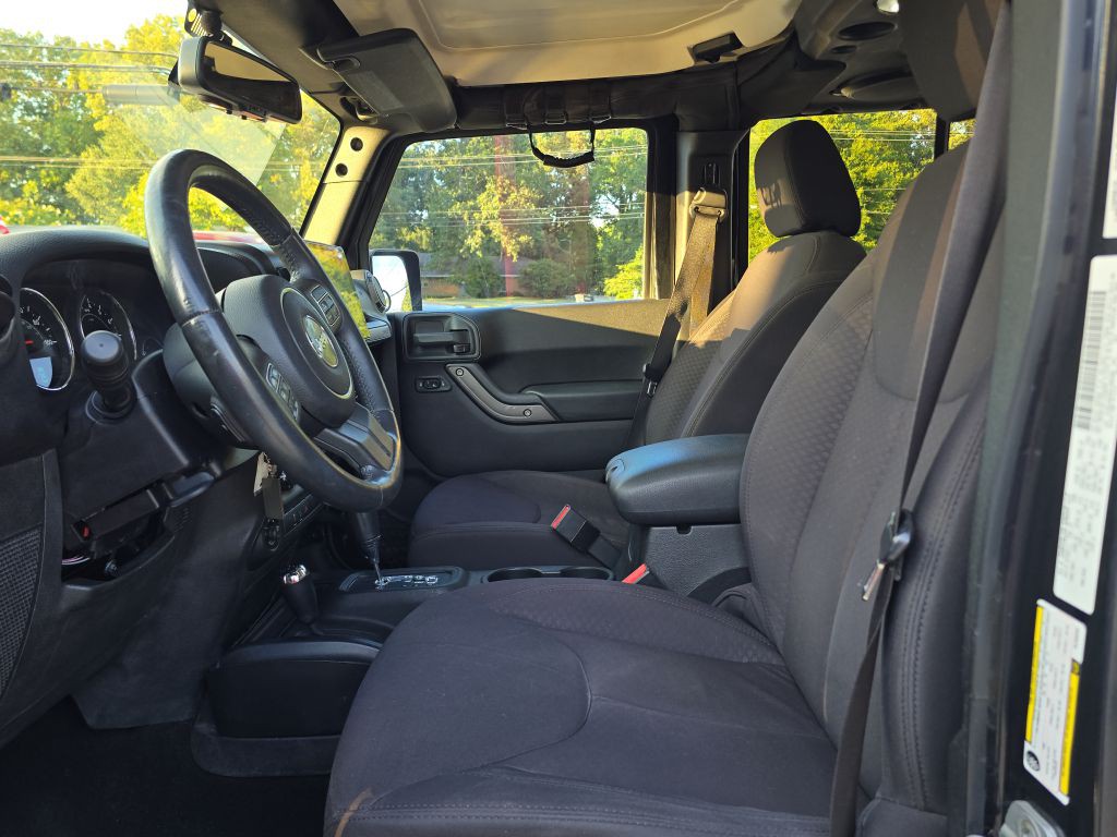 2013 Jeep Wrangler Unlimited Image 13