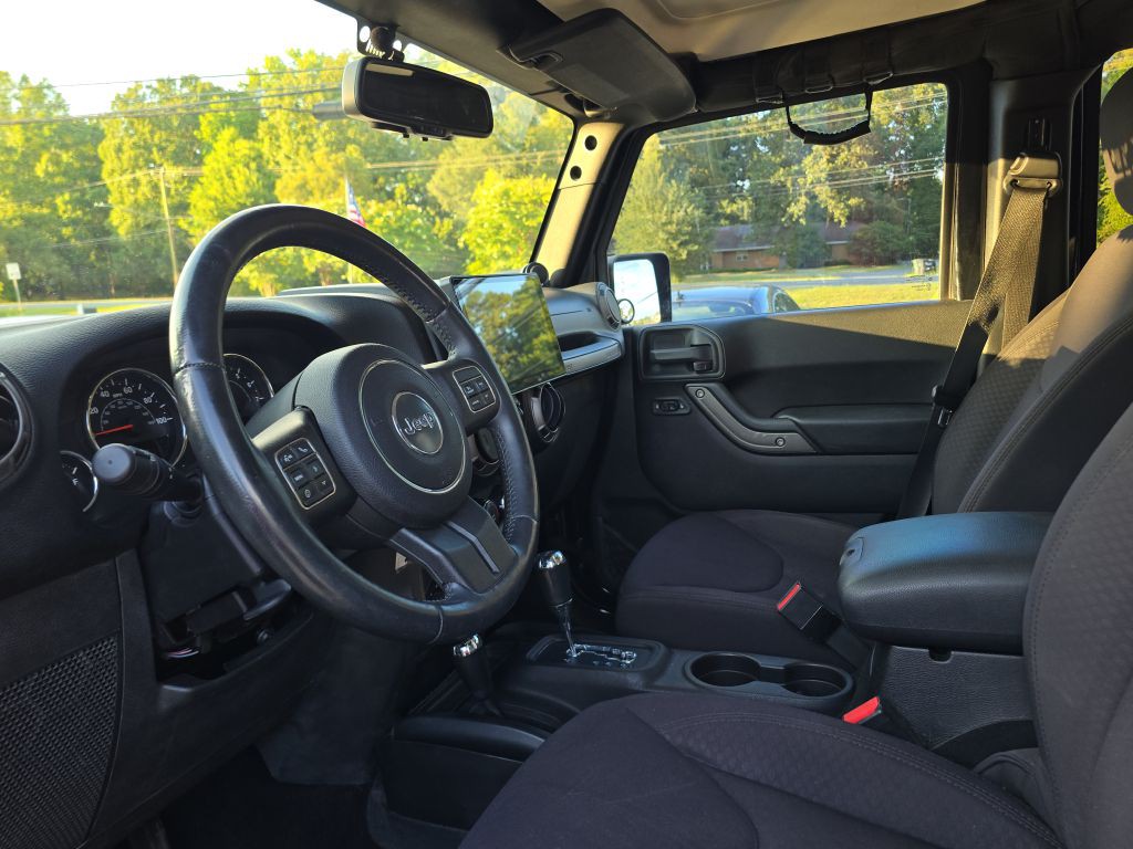 2013 Jeep Wrangler Unlimited Image 14