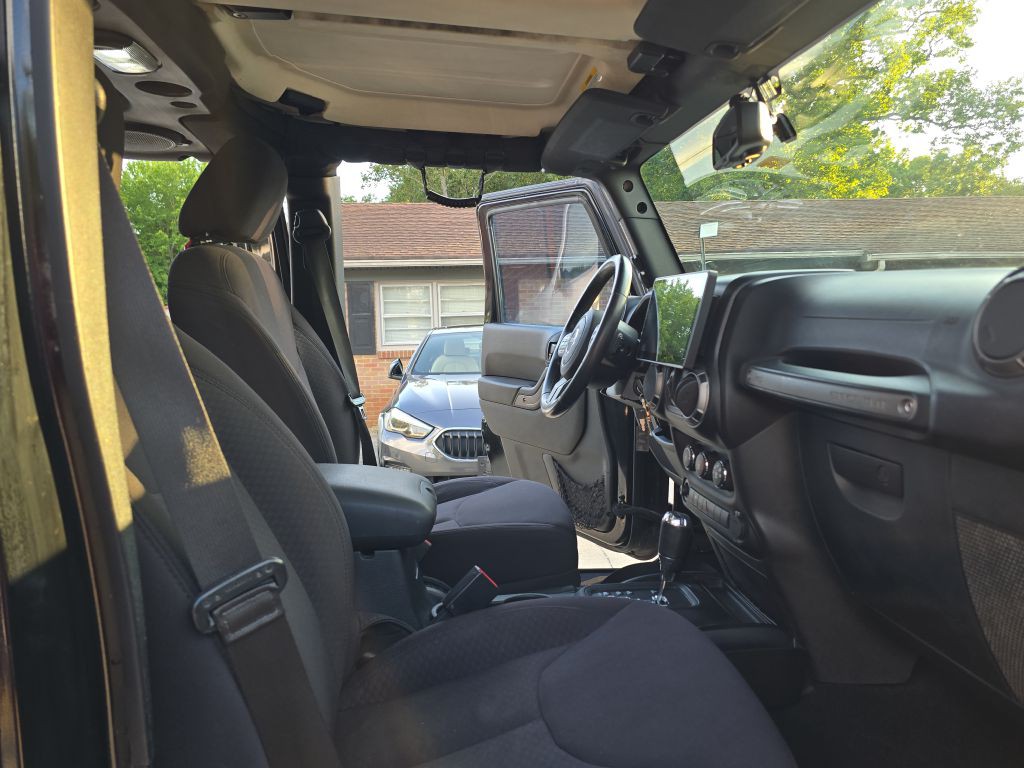 2013 Jeep Wrangler Unlimited Image 22