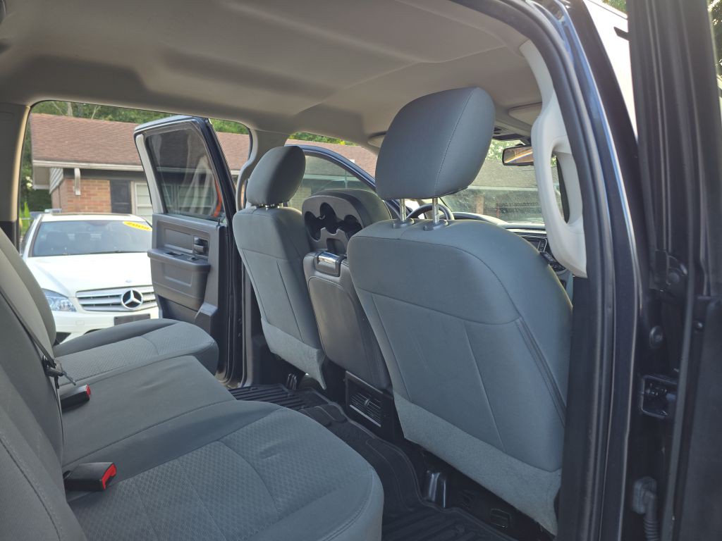 2016 RAM 1500 Image 17