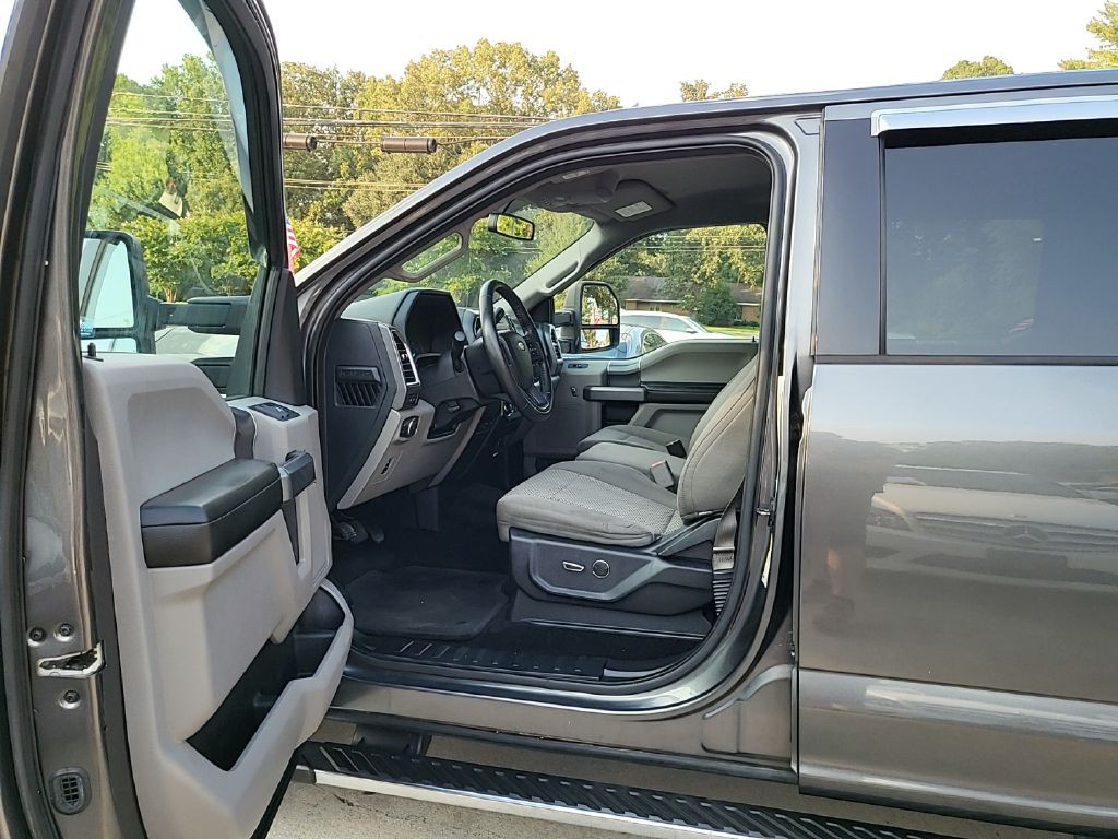 2015 Ford F-150 Image 9