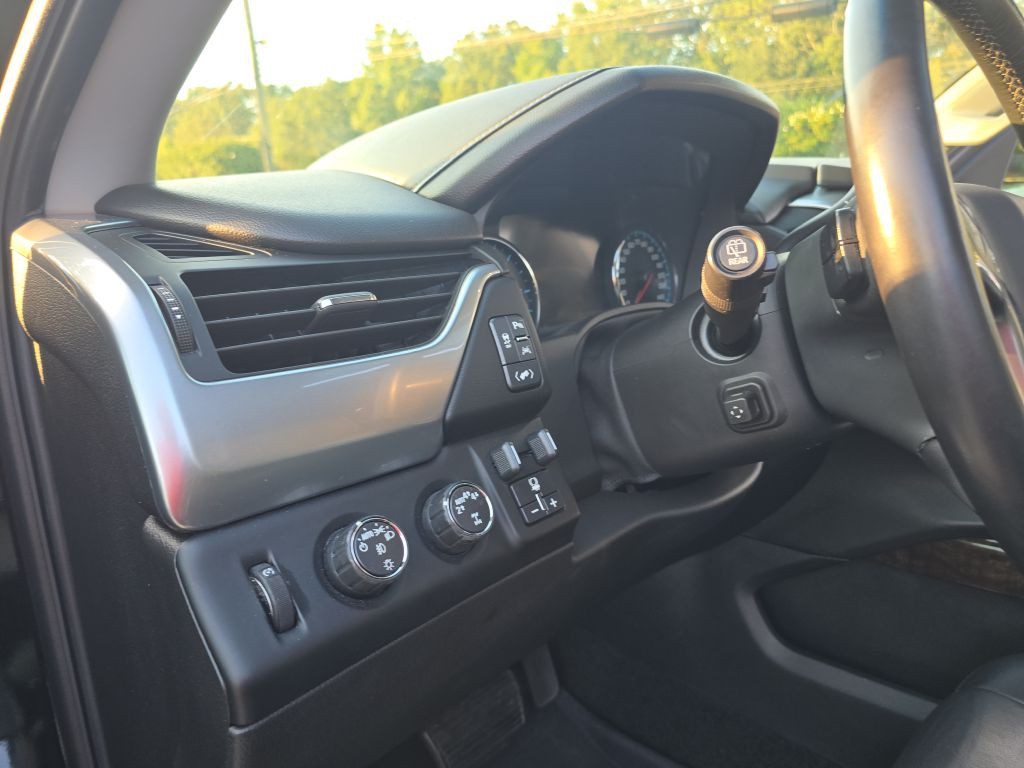 2017 Chevrolet Tahoe Image 27