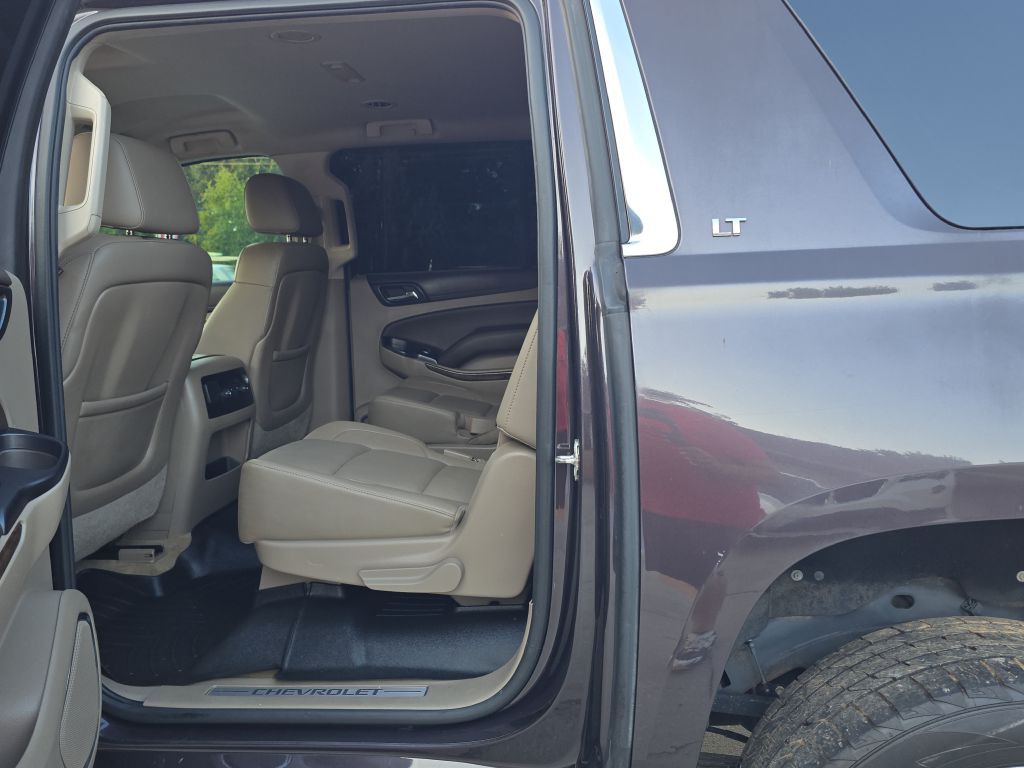 2015 Chevrolet Suburban Image 10