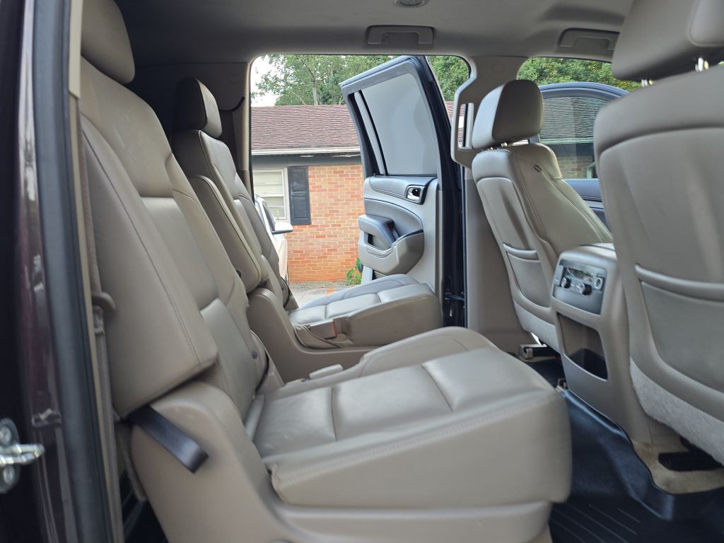 2015 Chevrolet Suburban Image 15