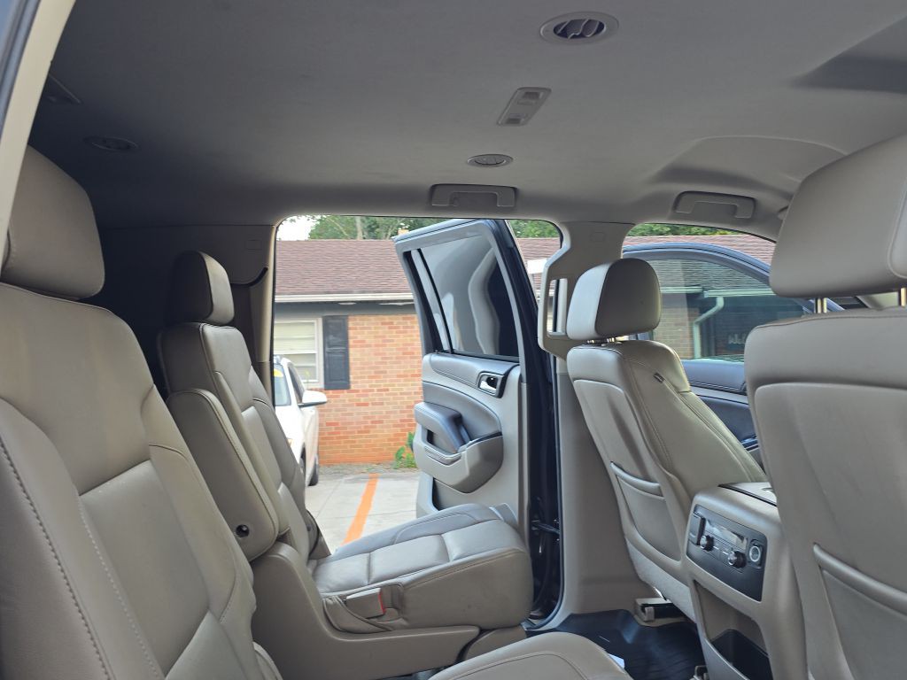 2015 Chevrolet Suburban Image 16