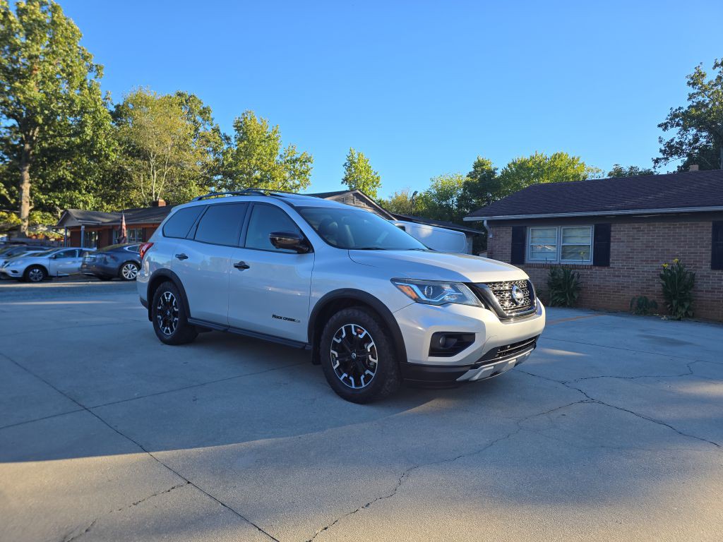 2020 Nissan Pathfinder Image 3