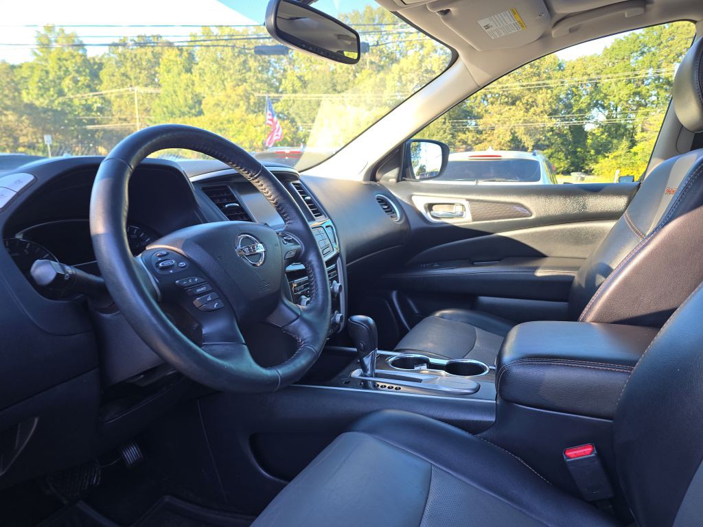 2020 Nissan Pathfinder Image 11