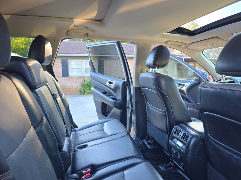 2020 Nissan Pathfinder Image 18