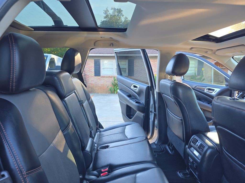 2020 Nissan Pathfinder Image 23