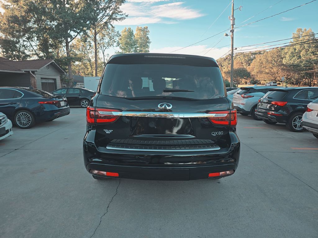 2018 INFINITI QX80 Image 5