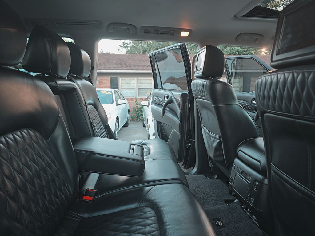 2018 INFINITI QX80 Image 18
