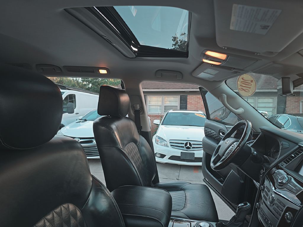 2018 INFINITI QX80 Image 23
