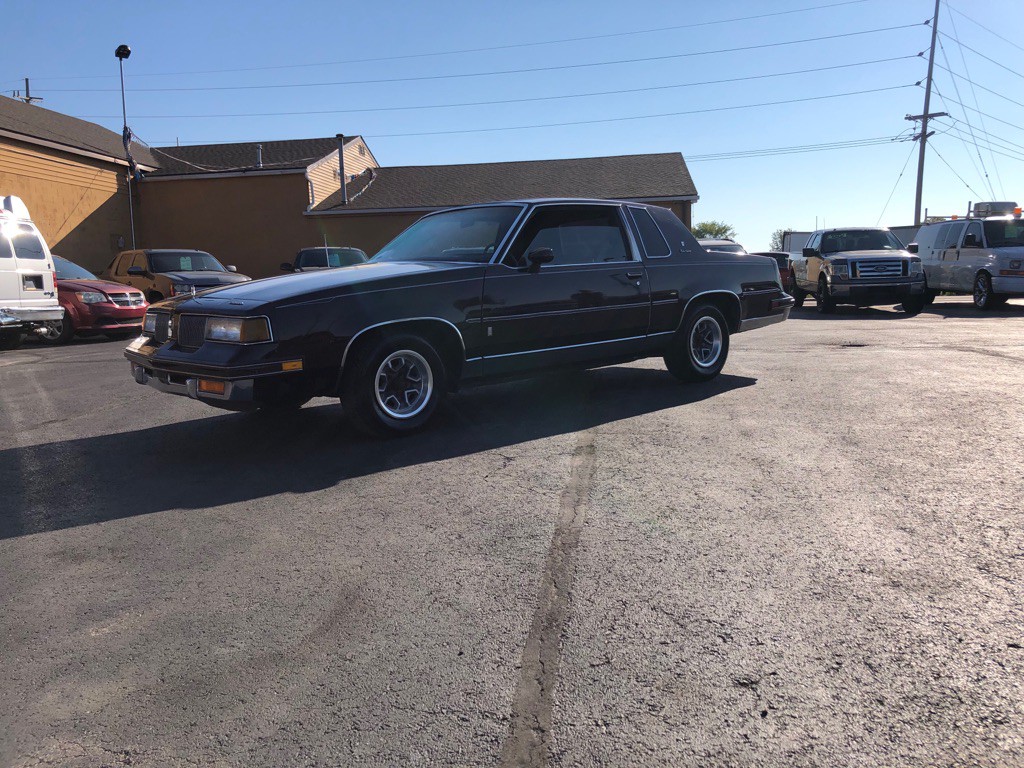 1987 Oldsmobile Cutlass Supreme Image 6