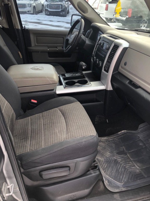 2010 Dodge Ram 1500 Image 4