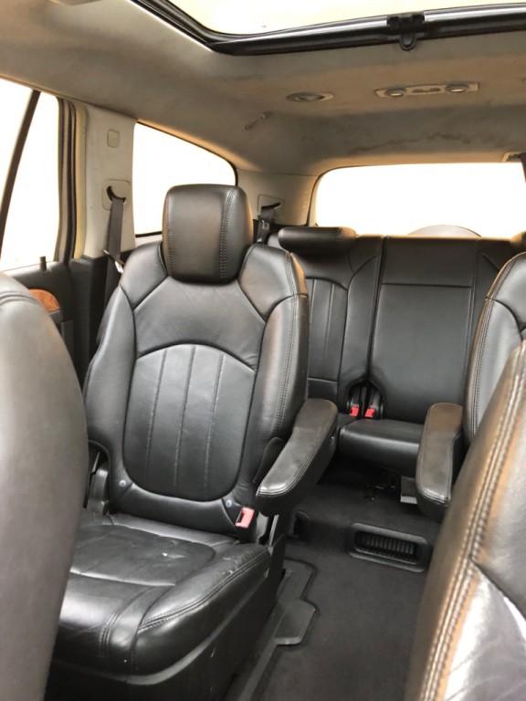 2010 Buick Enclave Image 6