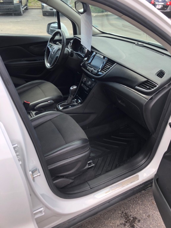 2022 Buick Enclave Image 6