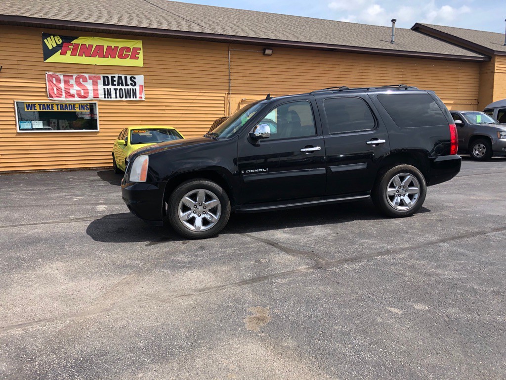 2009 GMC Yukon Image 1