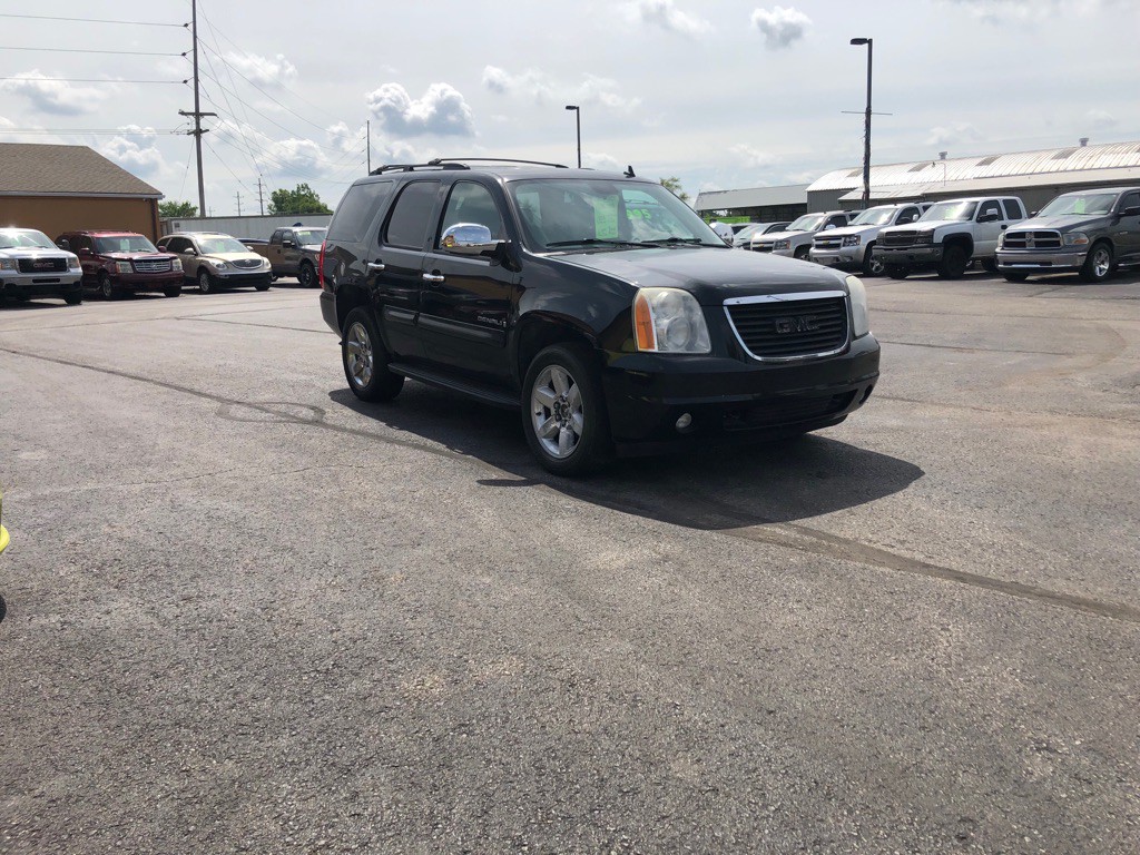2009 GMC Yukon Image 2