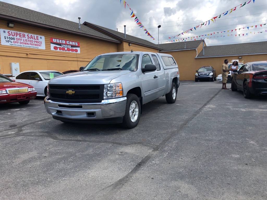 2013 Chevrolet Silverado 1500 Image 2