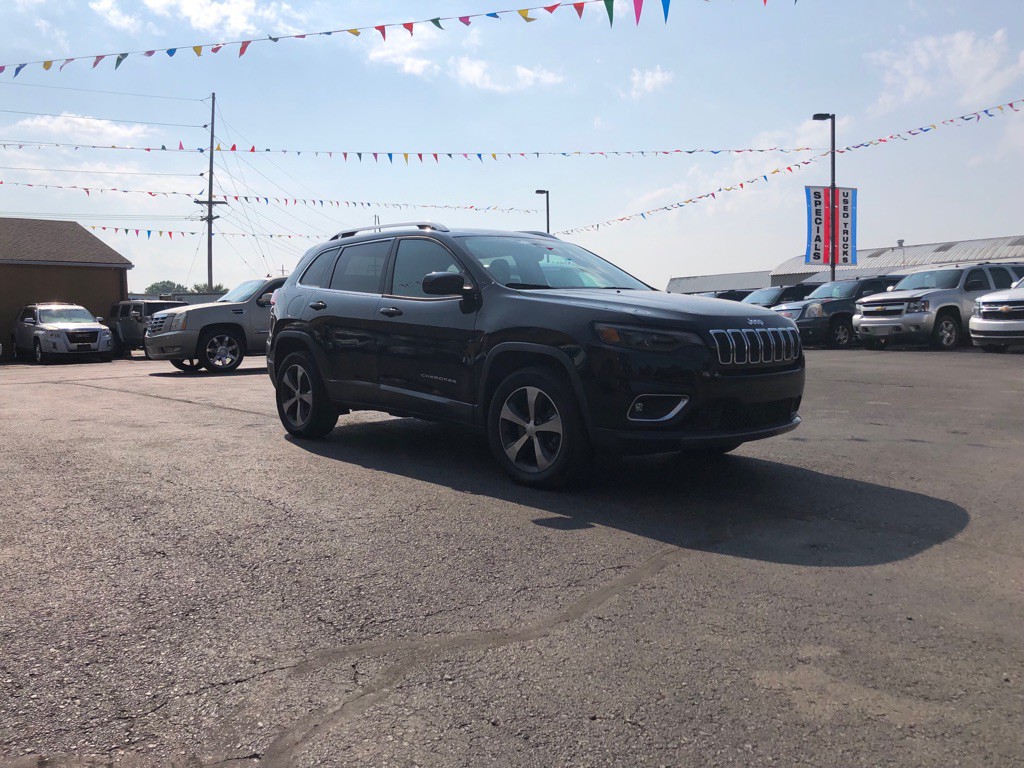 2019 Jeep Cherokee Image 3