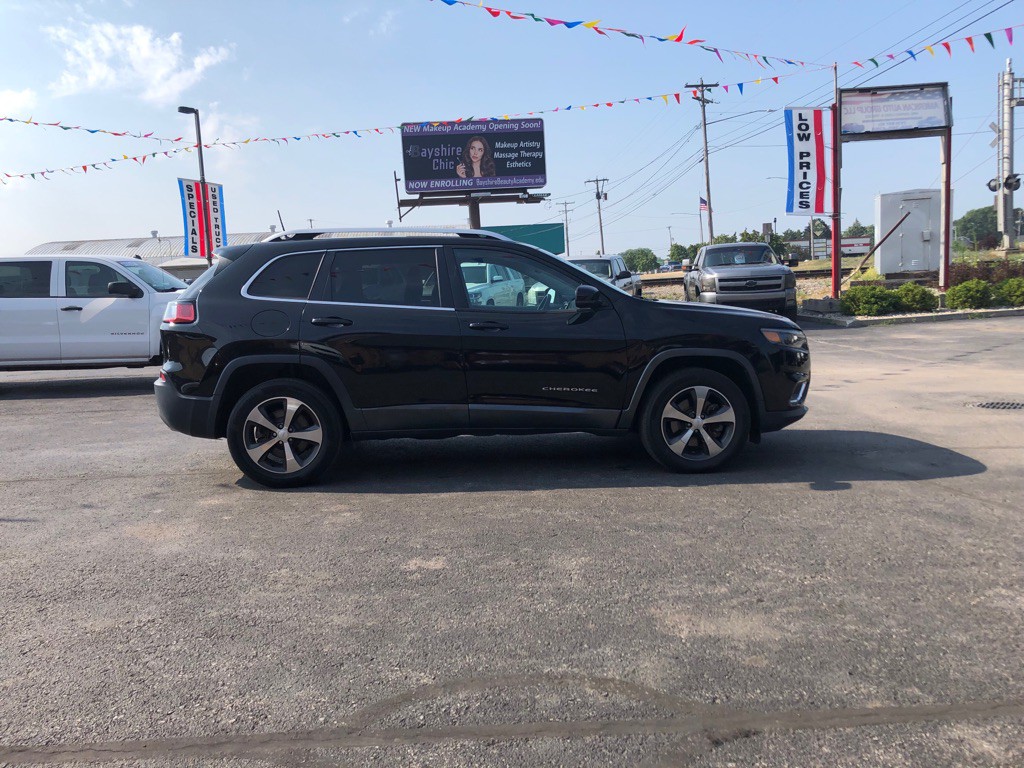 2019 Jeep Cherokee Image 4