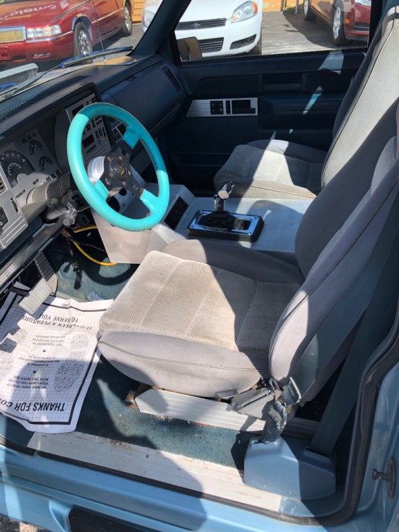 1989 Chevrolet C/K Image 6