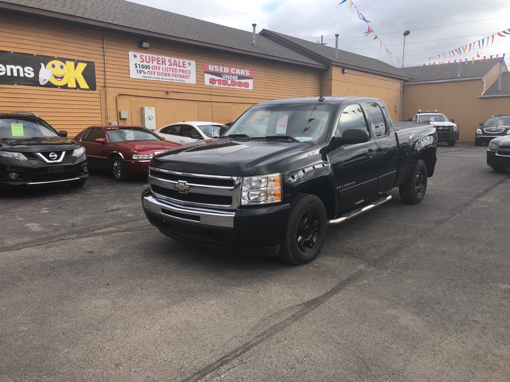 2009 Chevrolet Silverado 1500 Image 2