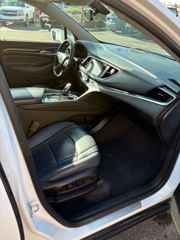 2019 Buick Enclave Image 5