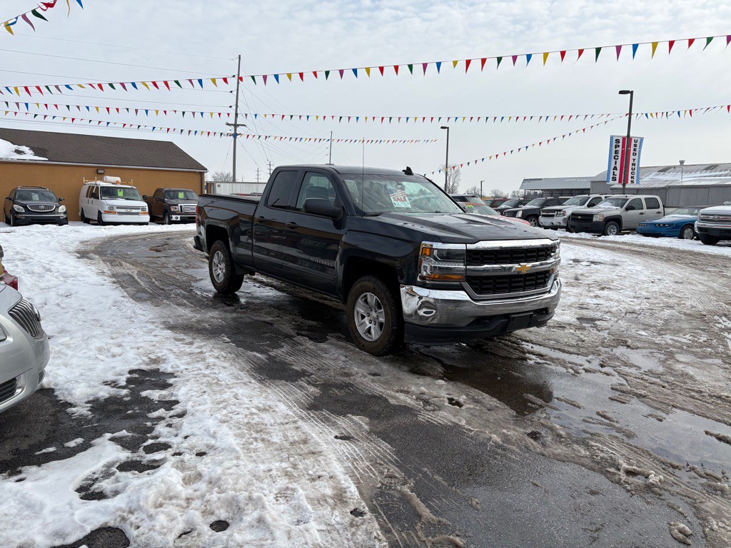 2018 Chevrolet Silverado 1500 Image 3