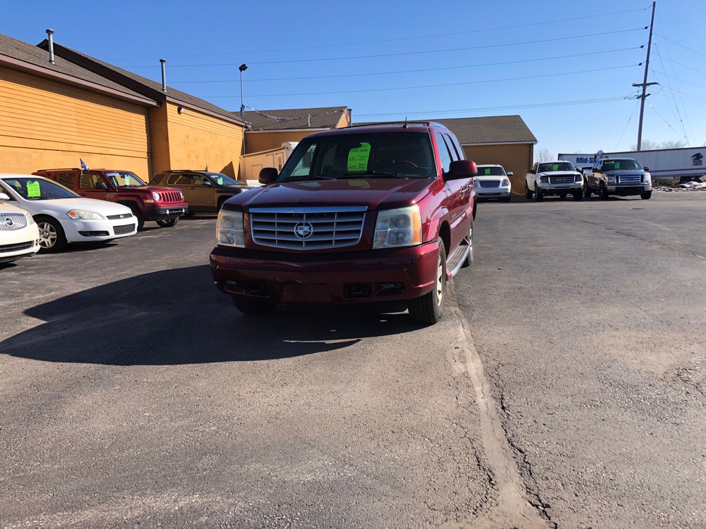 2003 Cadillac Escalade Image 2
