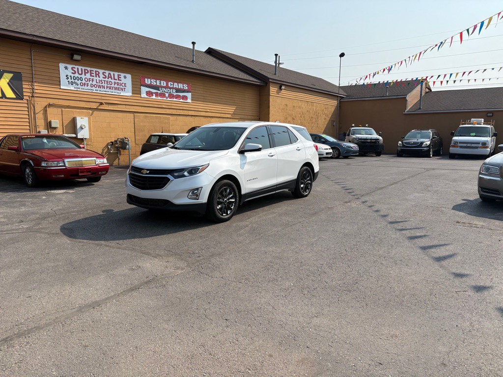 2018 Chevrolet Equinox Image 2