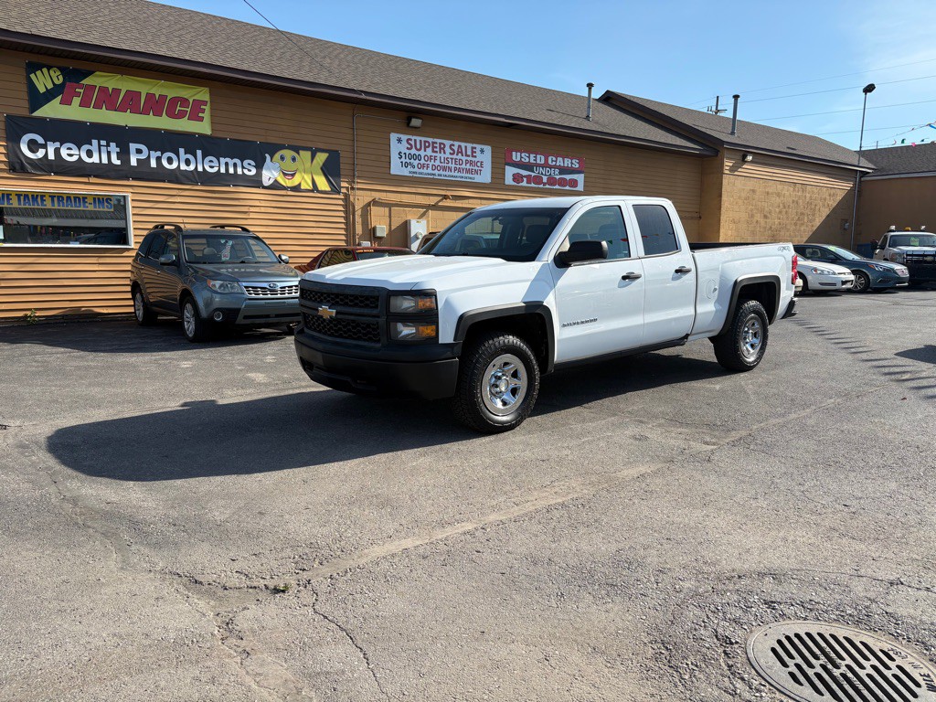 2015 Chevrolet Silverado 1500 Image 2