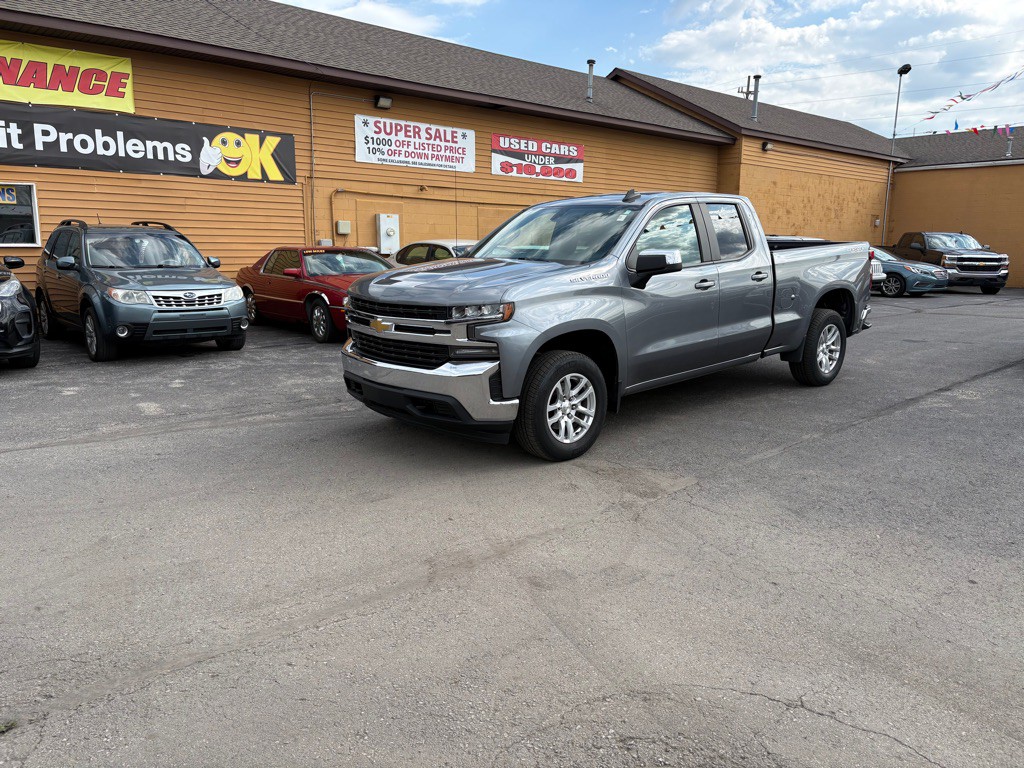 2021 Chevrolet Silverado 1500 Image 2