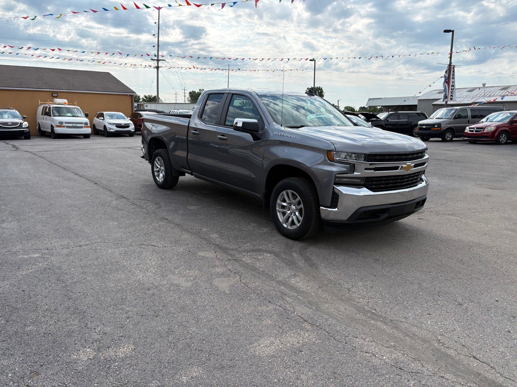 2021 Chevrolet Silverado 1500 Image 3