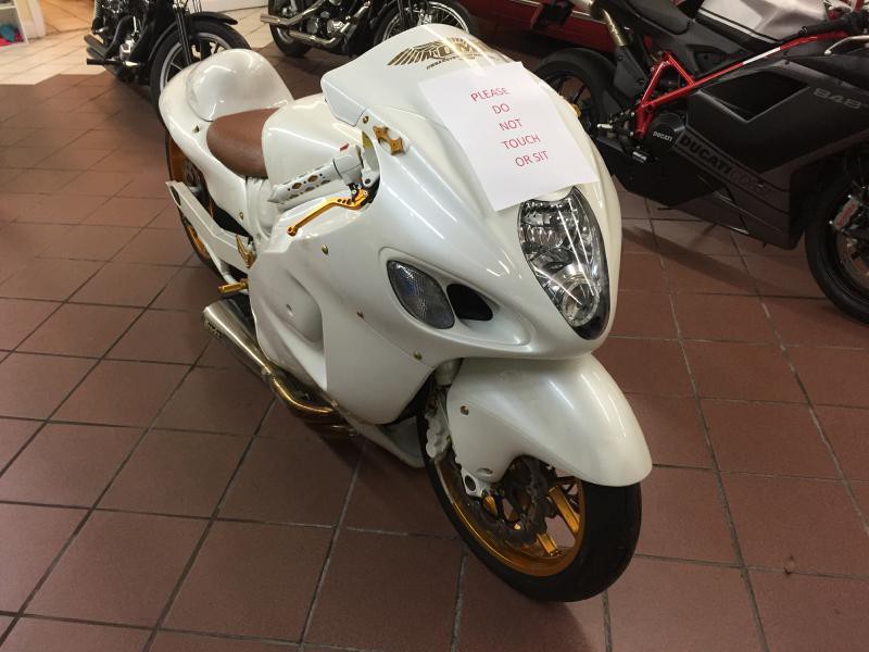 2001 Suzuki Hayabusa Image 3